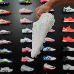 کفش فوتبال نایک فانتوم GX6